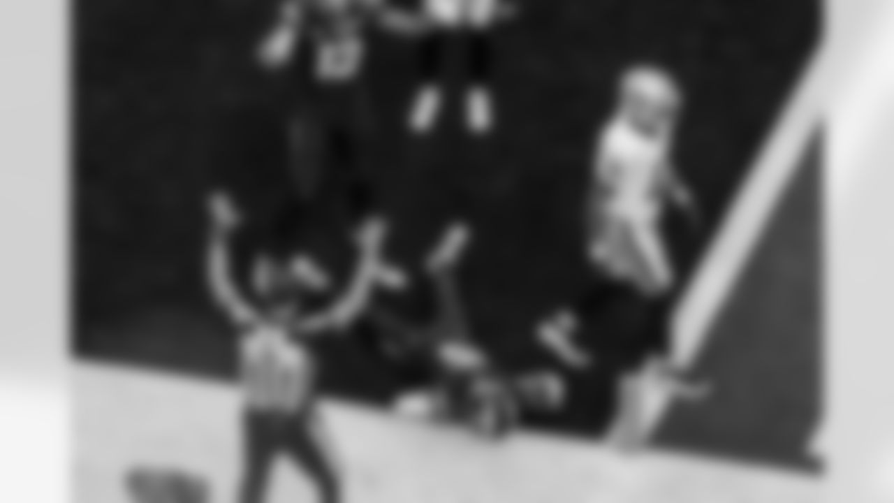 Take a look back at the best photos of the Chargers best celebrations of the 2025 season.