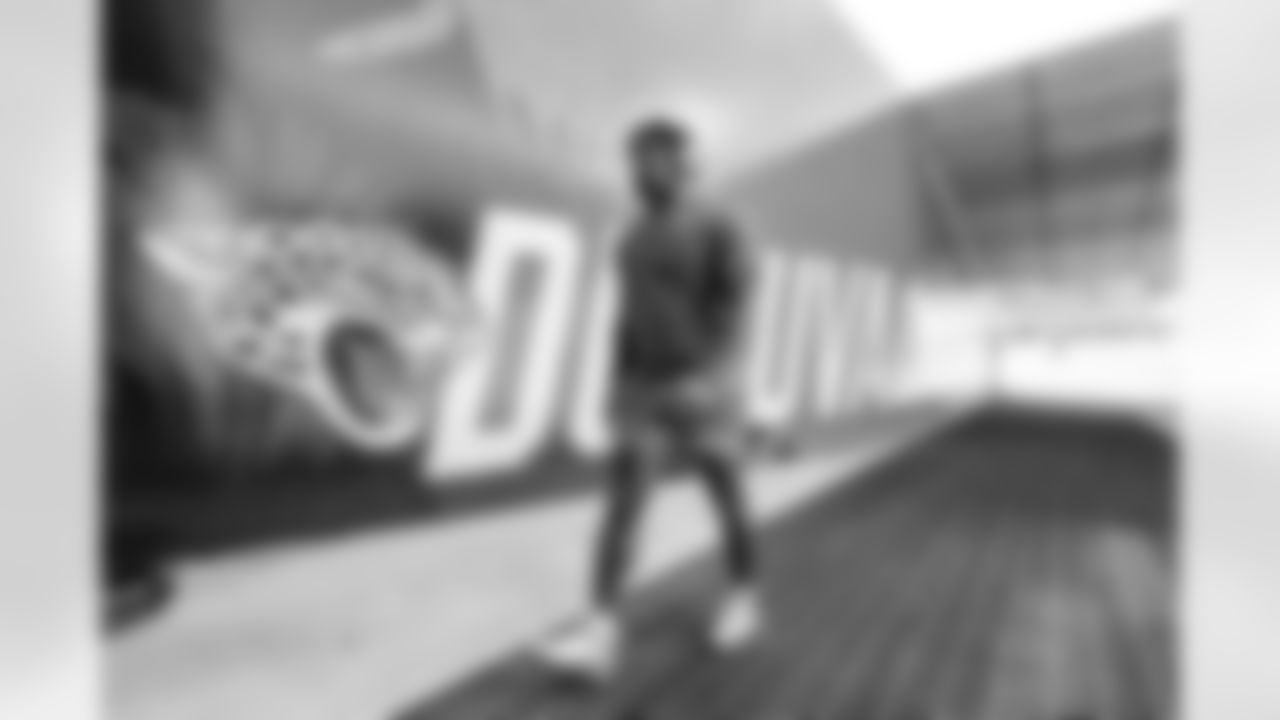 RB Amar Johnson (34)