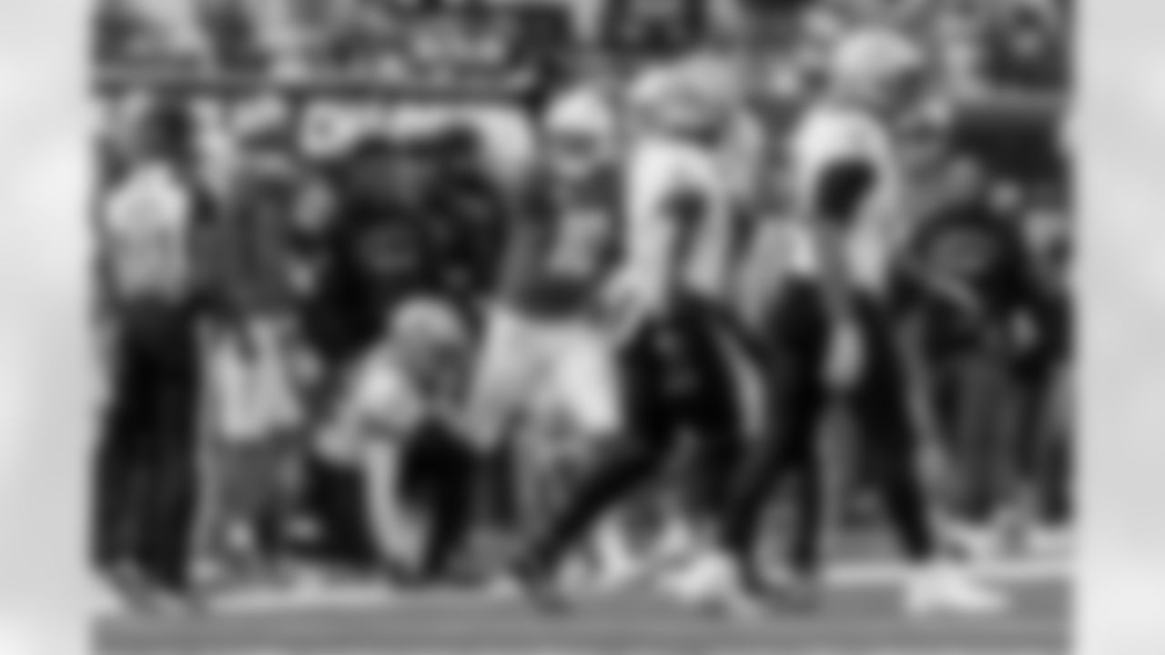 The Los Angeles Chargers play the New Orleans Saints on Sunday, October 27, 2024 at SoFi Stadium in Inglewood, CA.
[FINAL SCORE: LAC 26 - NO 8]