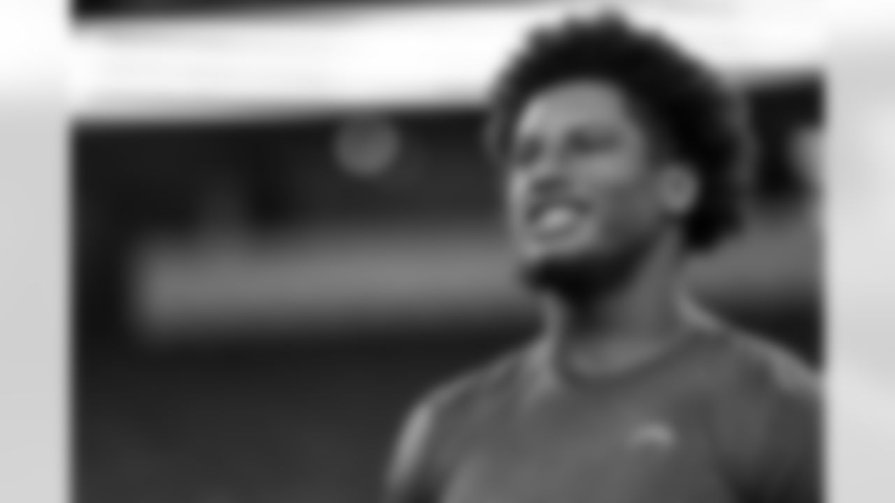 TE Oronde Gadsden (86)