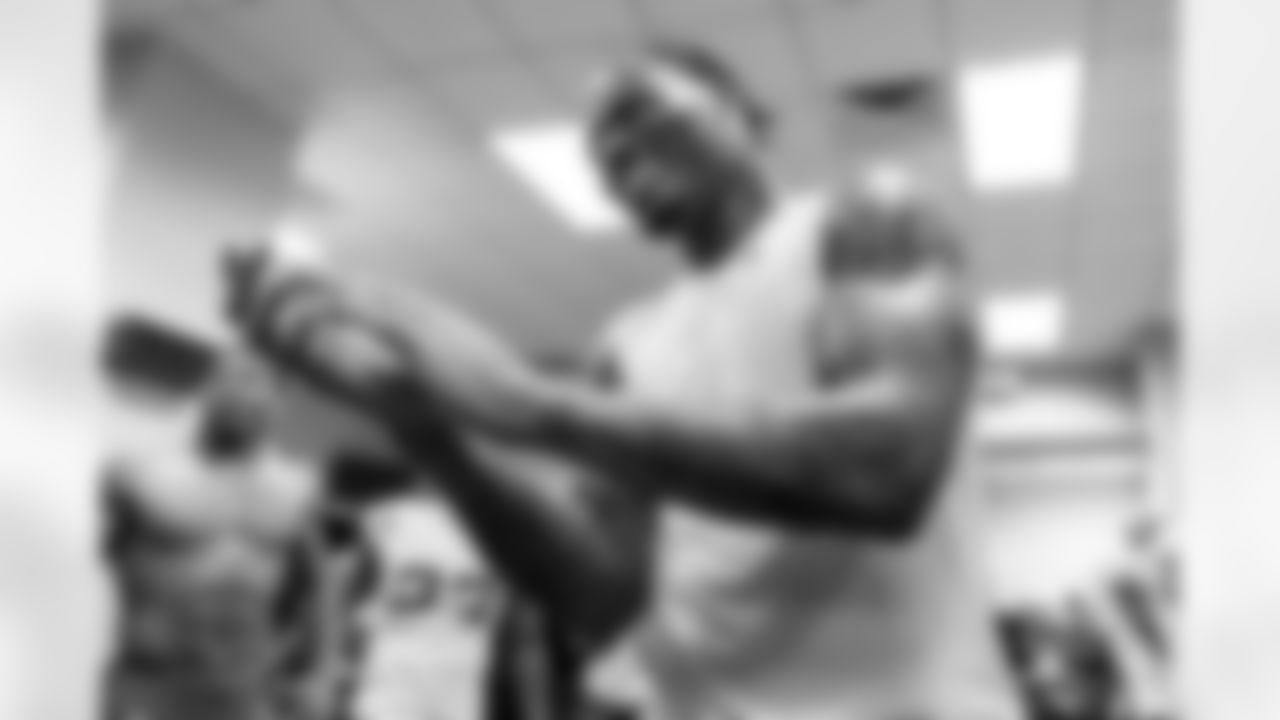 Check out the best shots from the Chargers Week 16 matchup against the Cowboys!