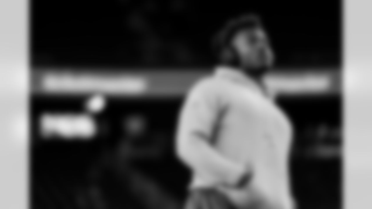 RB Kimani Vidal (30)