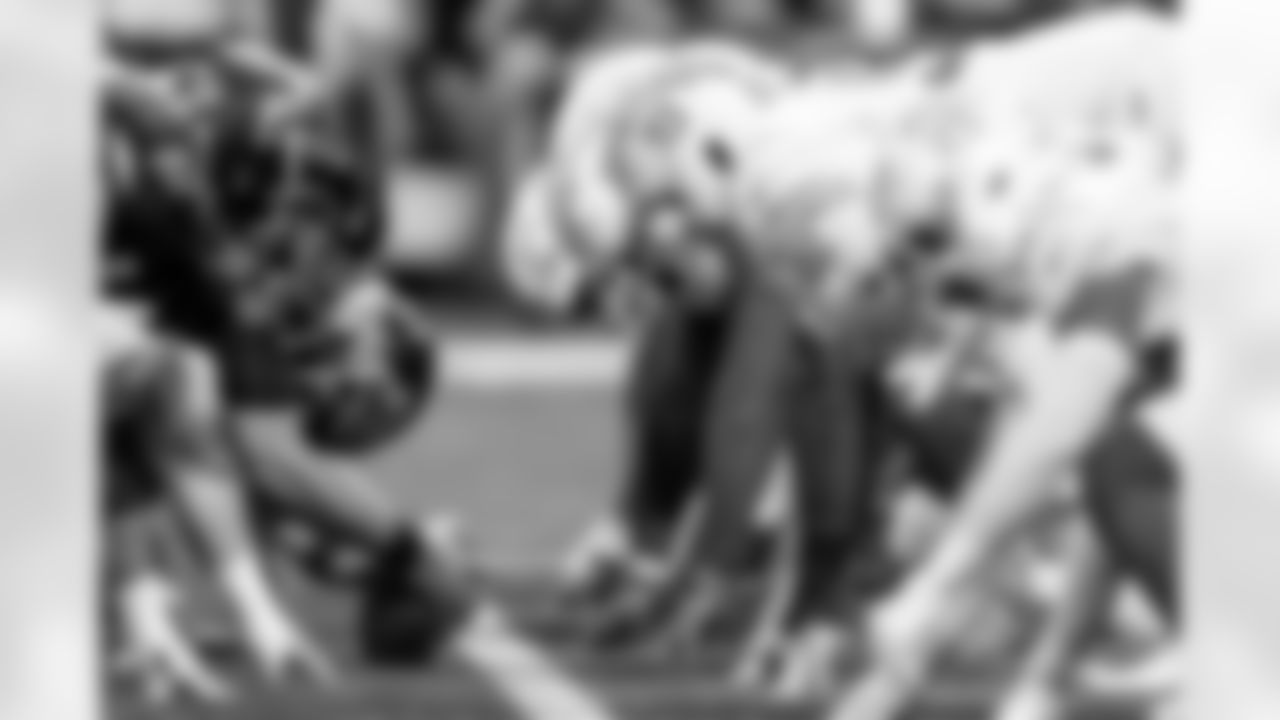 Check out the best shots from the Chargers Week 13 matchup against the Falcons!