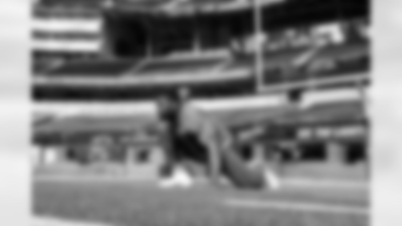 OLB Khalil Mack (52)