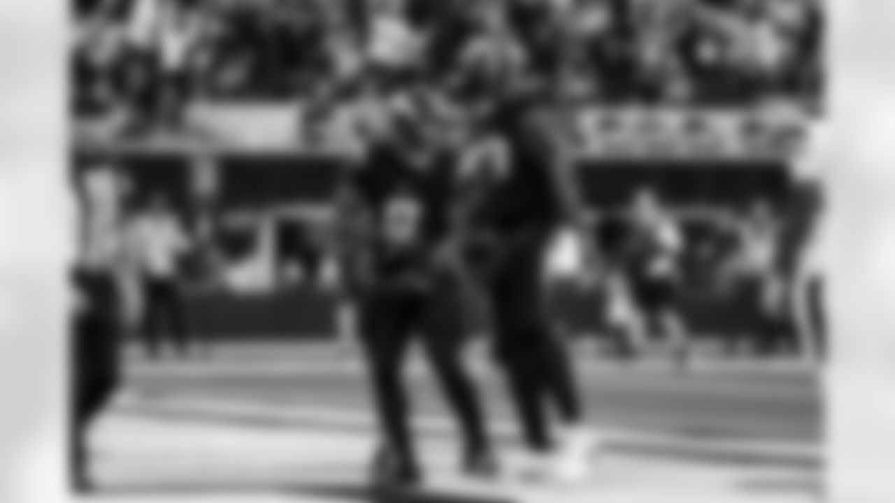 RB Omarion Hampton (8) and G Mekhi Becton (73)