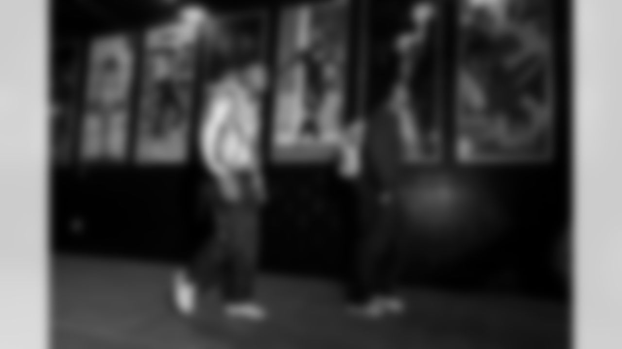 WR Dalevon Campbell (81)