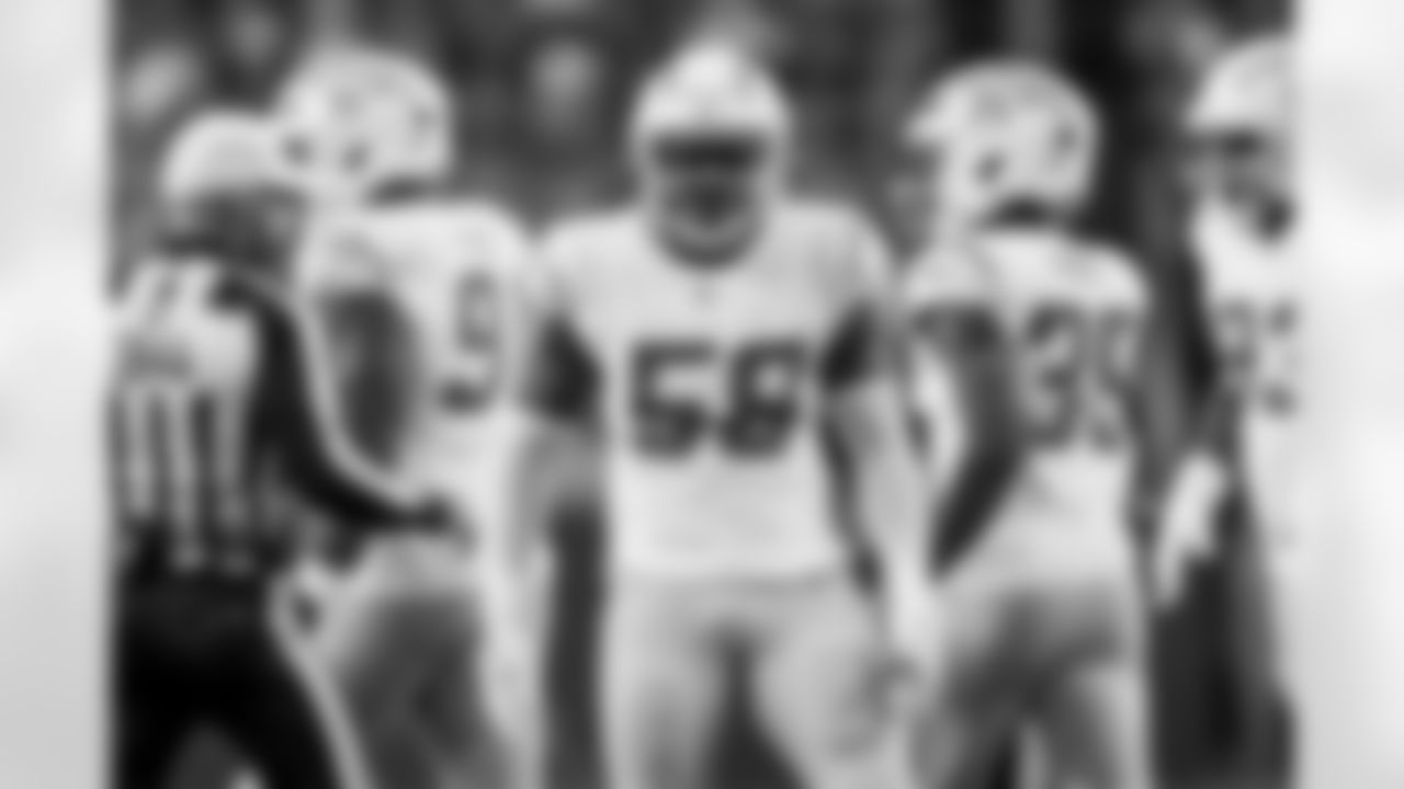 Check out the best shots from the Chargers Week 18 matchup against the Broncos!