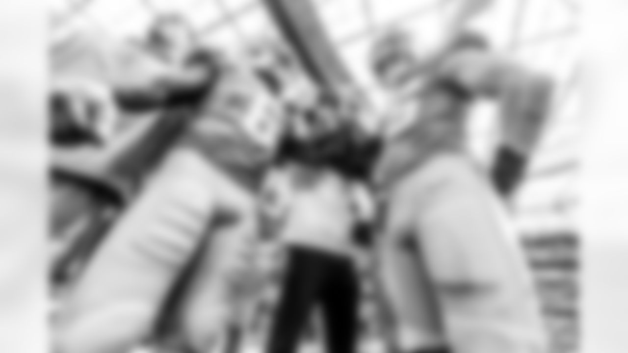 The Los Angeles Chargers play the Las Vegas Raiders on Sunday, September 8, 2024 at SoFi Stadium in Inglewood, CA.
[FINAL SCORE: LAC 22 - LV 10]