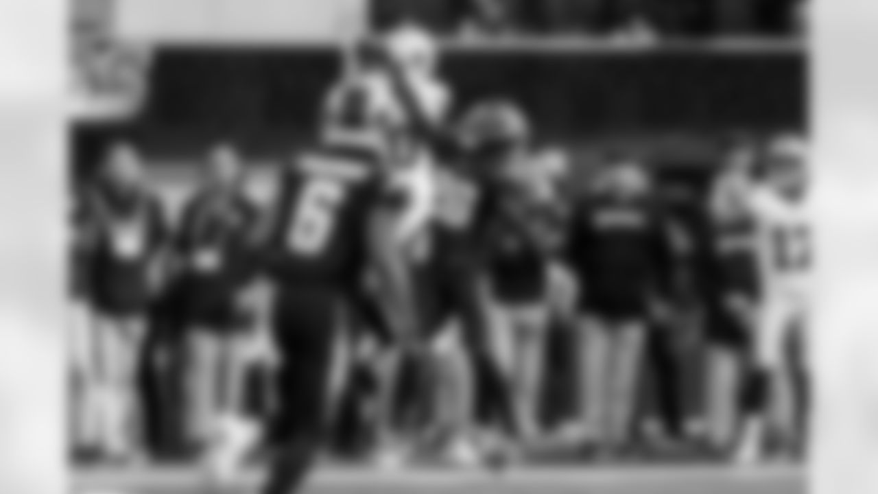 Check out the best shots from the Chargers Week 13 matchup against the Raiders!