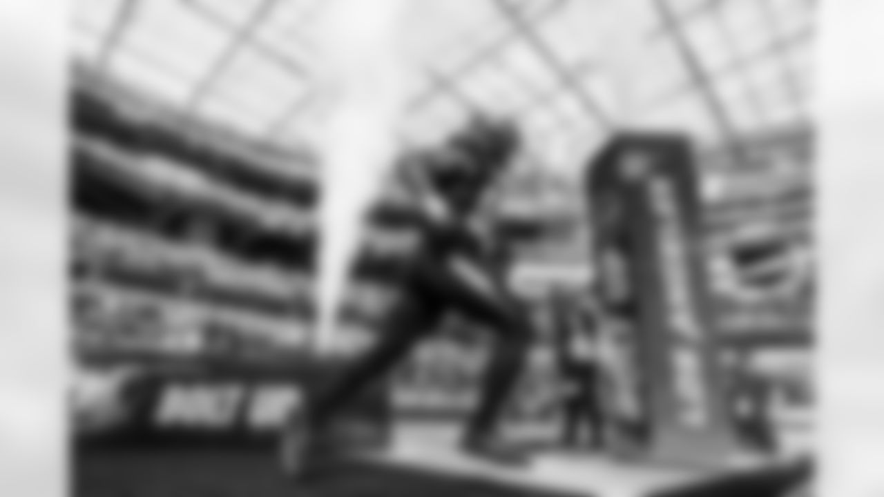 Check out the best shots from the Chargers Week 17 matchup against the Texans!