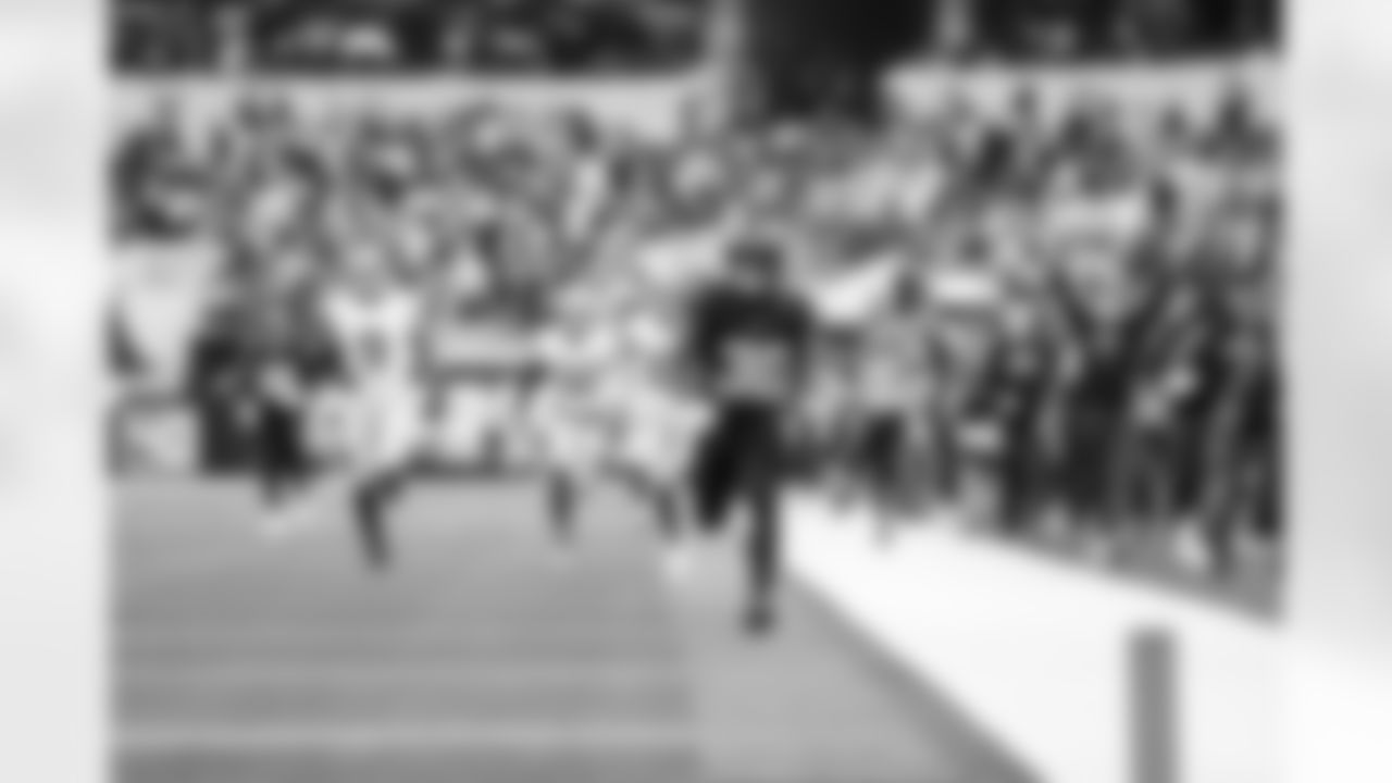 RB Kimani Vidal (30)