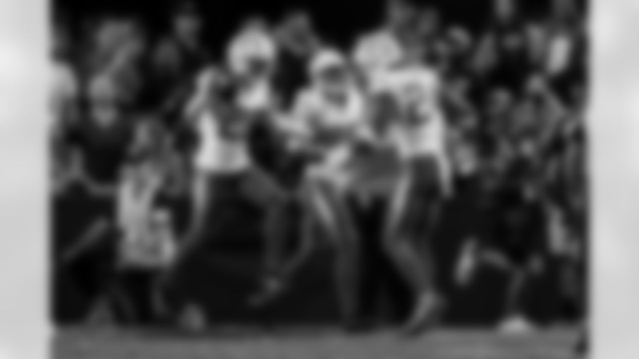 Take a look back at the best photos of the Chargers best celebrations of the 2025 season.