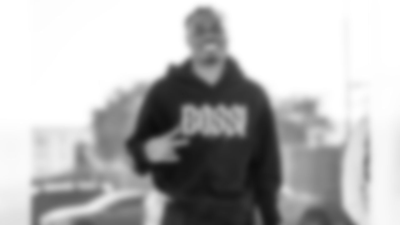 Check out the best shots from the Chargers Week 10 matchup against the Steelers!