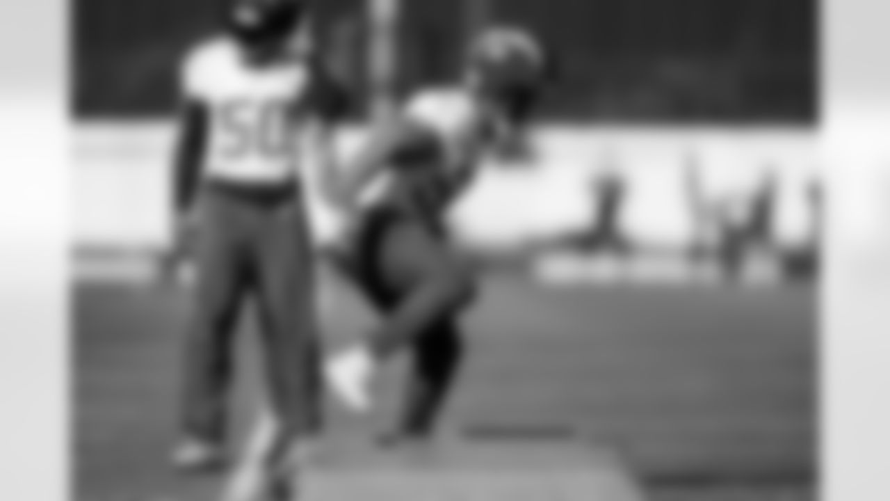 The Los Angeles Chargers practice on Friday, November 28, 2025 at The Bolt in El Segundo, CA.