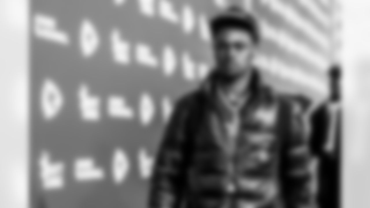 Take a look back at the Chargers Week 15 matchup with the Chiefs in monochrome.