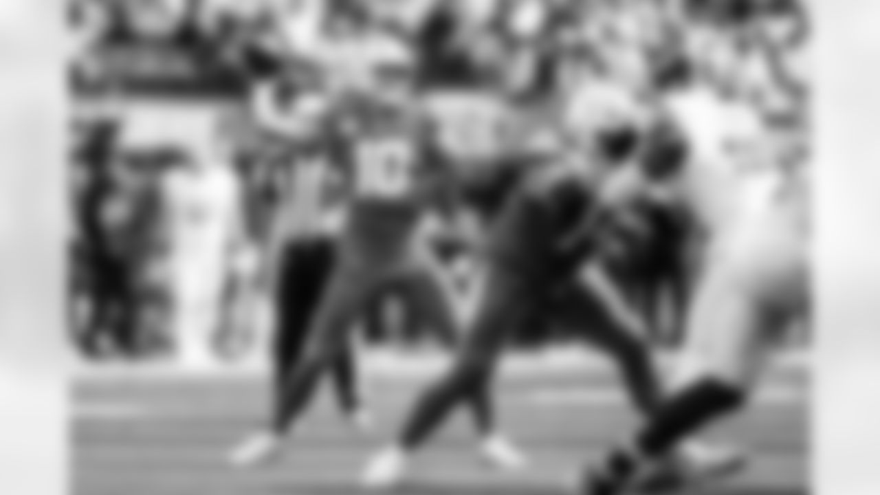 Check out the best shots from the Chargers Week 5 matchup against the Commanders!