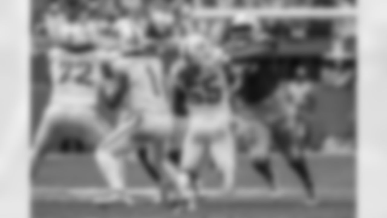 Take a look at the best photos of Chargers 2026 free agent Otito Ogbonnia