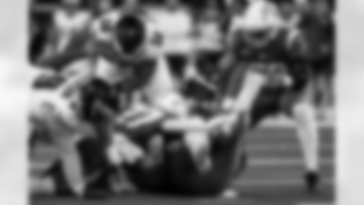 Take a look back at the best photos of the Chargers 2025 draft class in their inaugural NFL campaign.