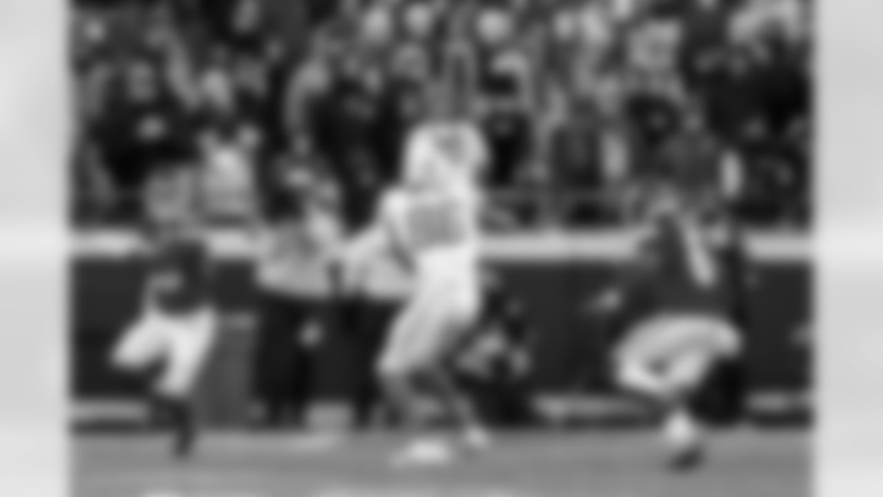 TE Oronde Gadsden (86)