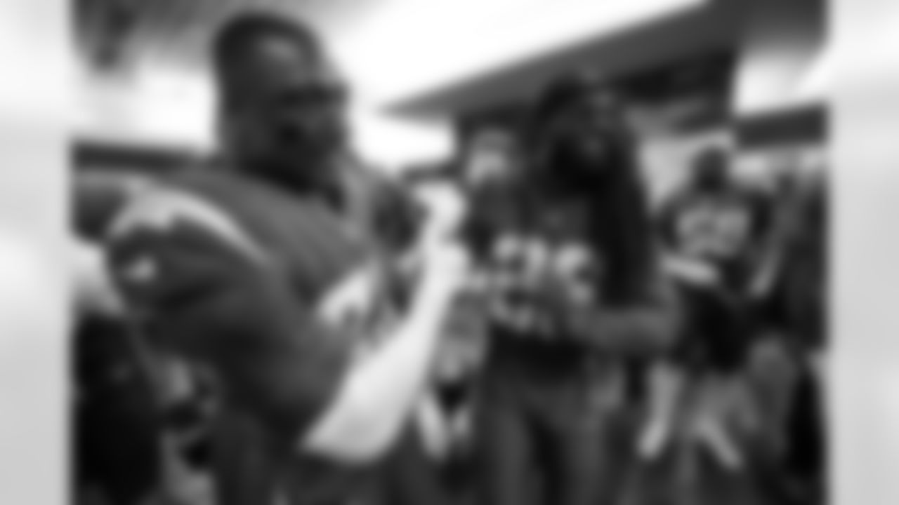 S Tony Jefferson (23) and CB Donte Jackson (26)