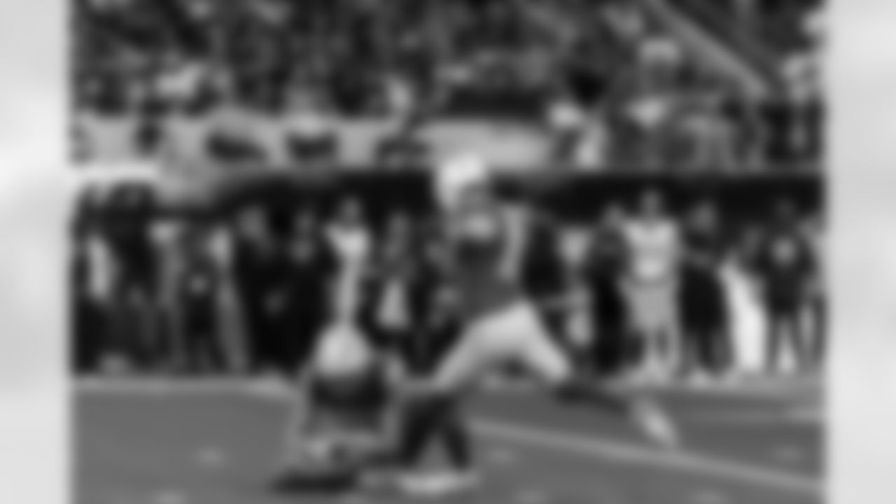 Take a look back at the best photos of Cameron Dicker's 2025 campaign.