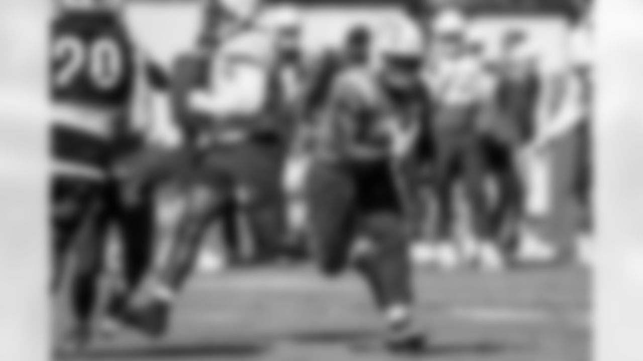 The Los Angeles Chargers practice on Thursday, October 16, 2025 at The Bolt in El Segundo, CA.