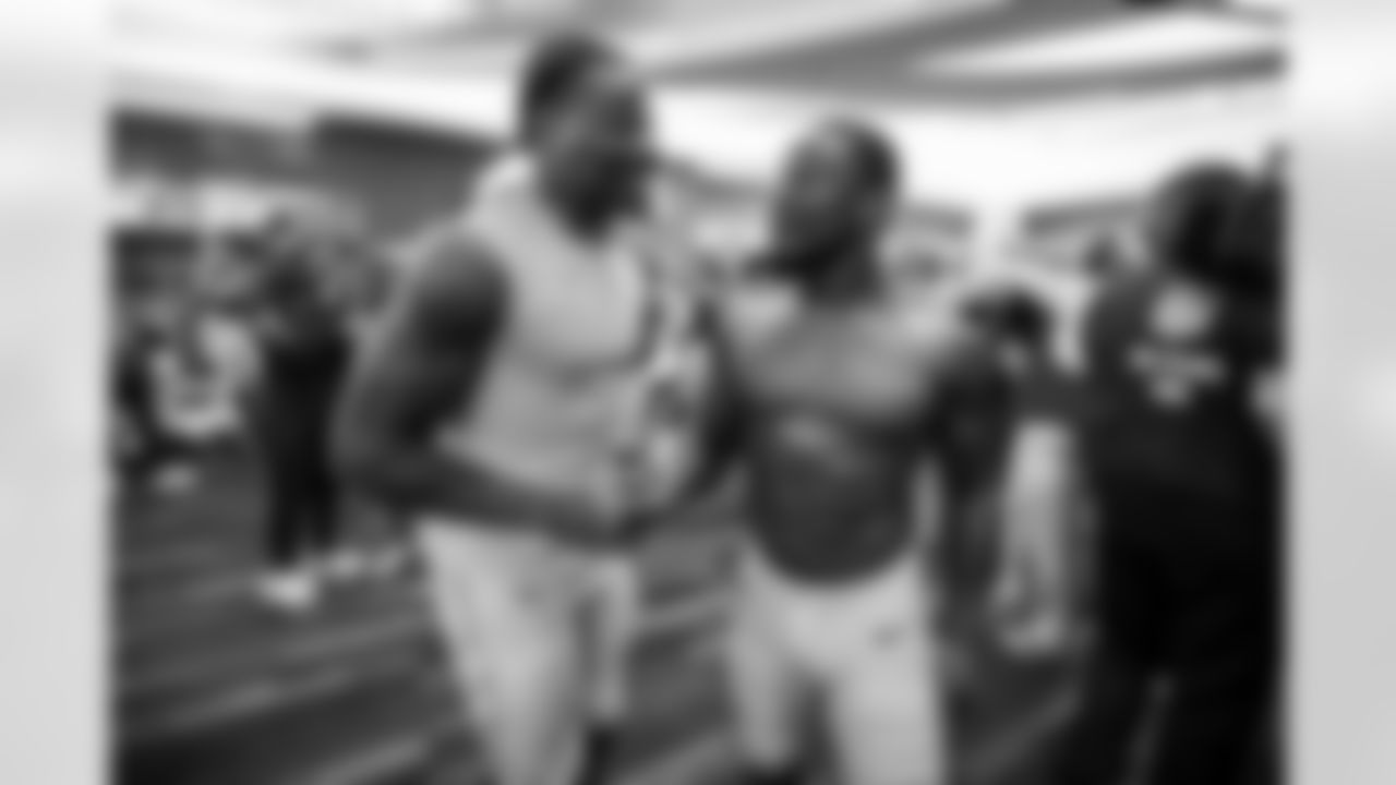 S Derwin James Jr. (3) and LB Denzel Perryman (6)