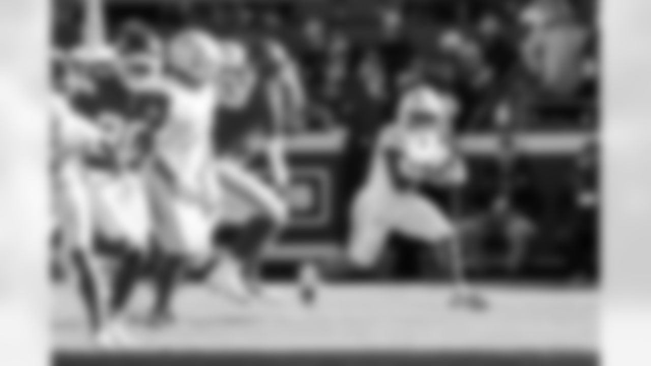 RB Kimani Vidal (30)