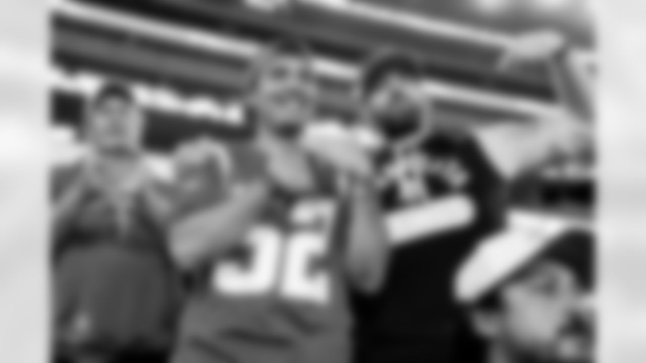 Check out some of the best photos of the Bolt Fam getting together at SoFi Stadium as the Chargers take on the Minnesota Vikings in Week 8!