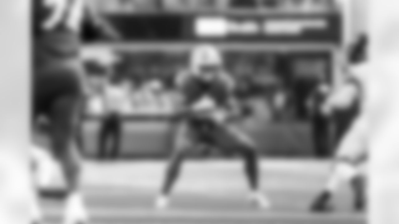WR Ladd McConkey (15)