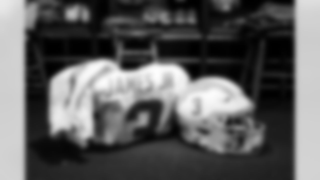 S Derwin James Jr. (3)