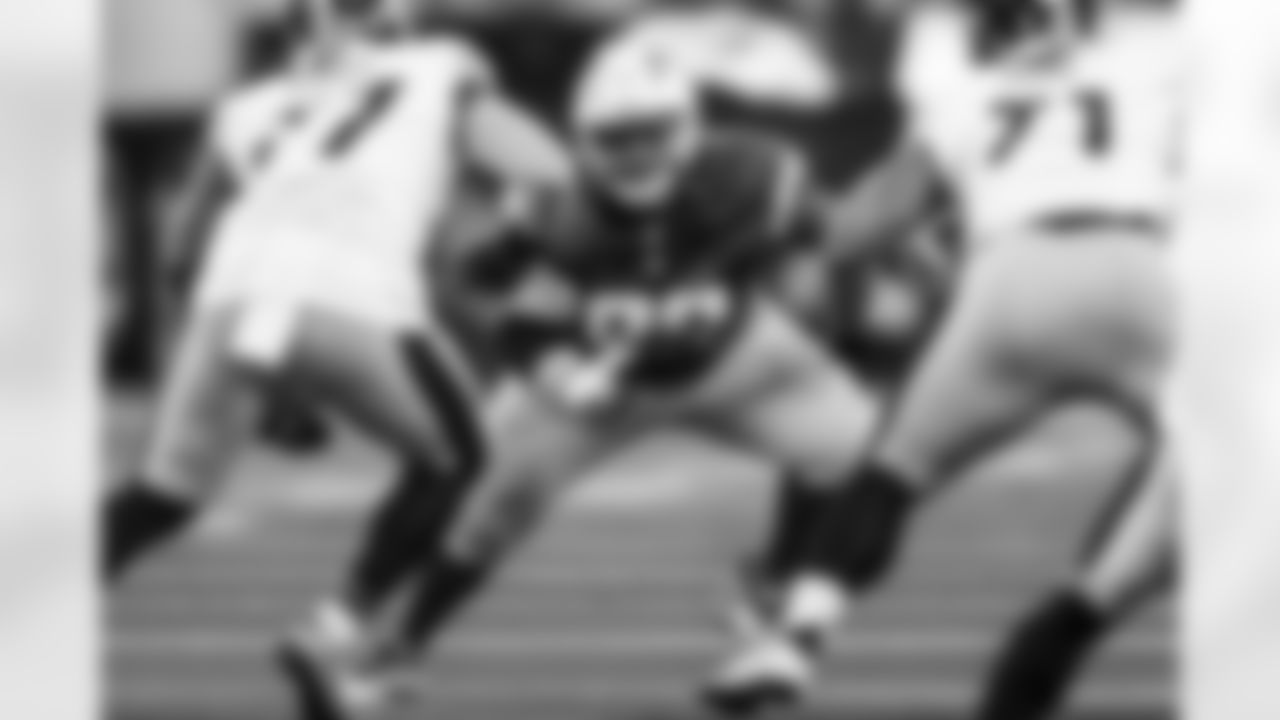 DT Jamaree Caldwell (99)