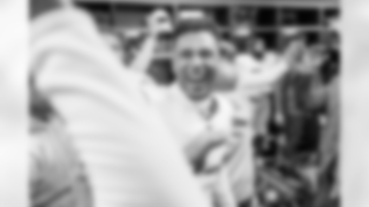 Check out the best shots from the Chargers Week 15 matchup against the Chiefs!