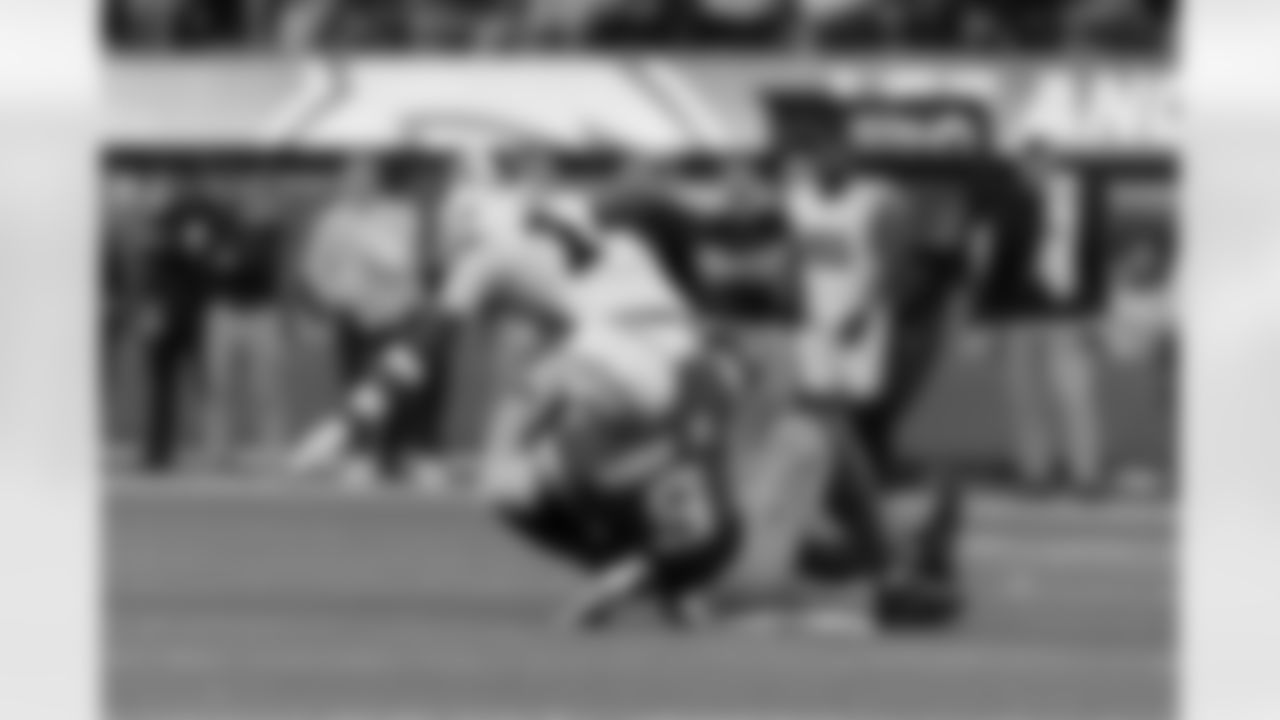 The Los Angeles Chargers play the Buffalo Bills on Sunday, December 23, 2023 at SoFi Stadium in Inglewood, CA.
[FINAL SCORE: BUF 24 - LAC 22]