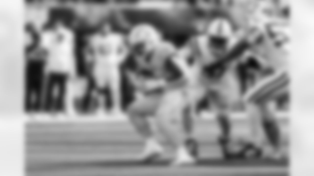 RB Hassan Haskins (28)
