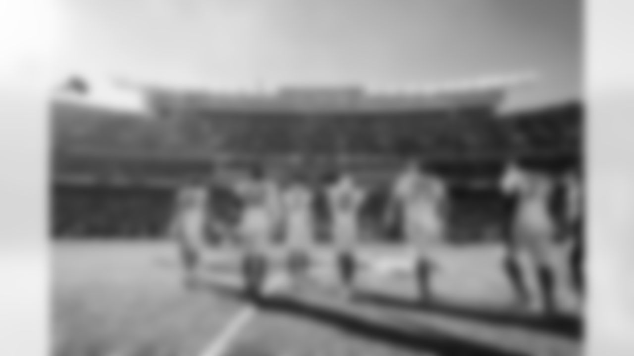 QB Justin Herbert (10), OLB Khalil Mack (52), S Derwin James Jr. (3), LB Daiyan Henley (0), C Bradley Bozeman (75) and G Zion Johnson (77)