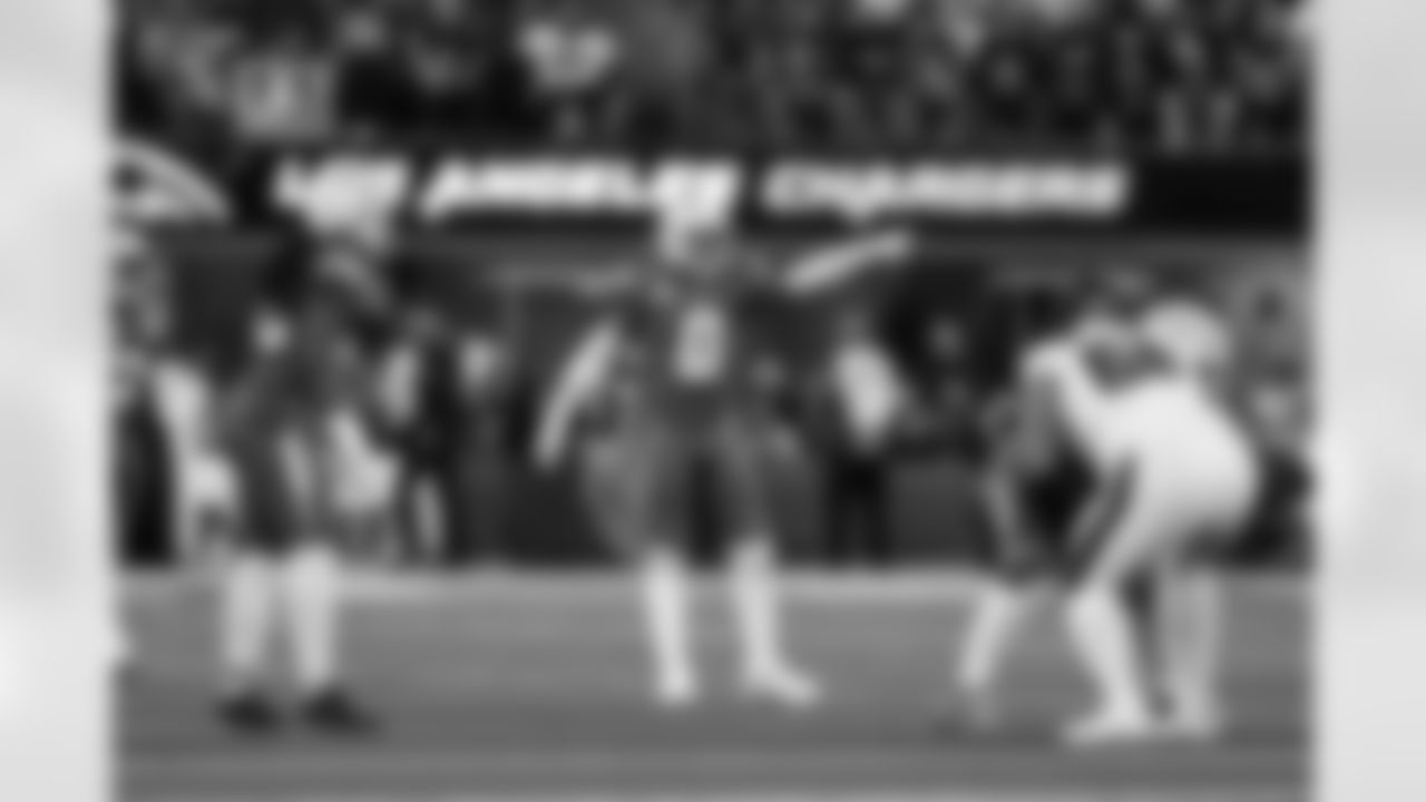 LB Daiyan Henley (0)