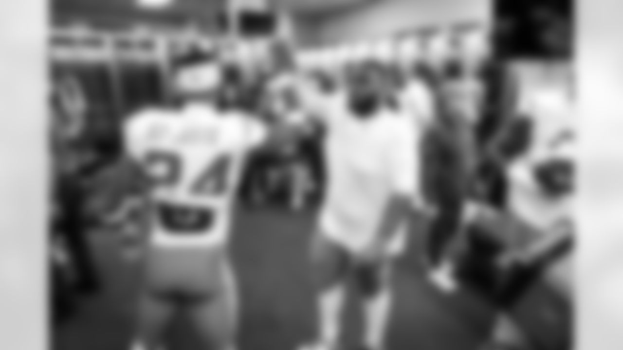 CB Benjamin St-Juste (24) and DT Jamaree Caldwell (99)