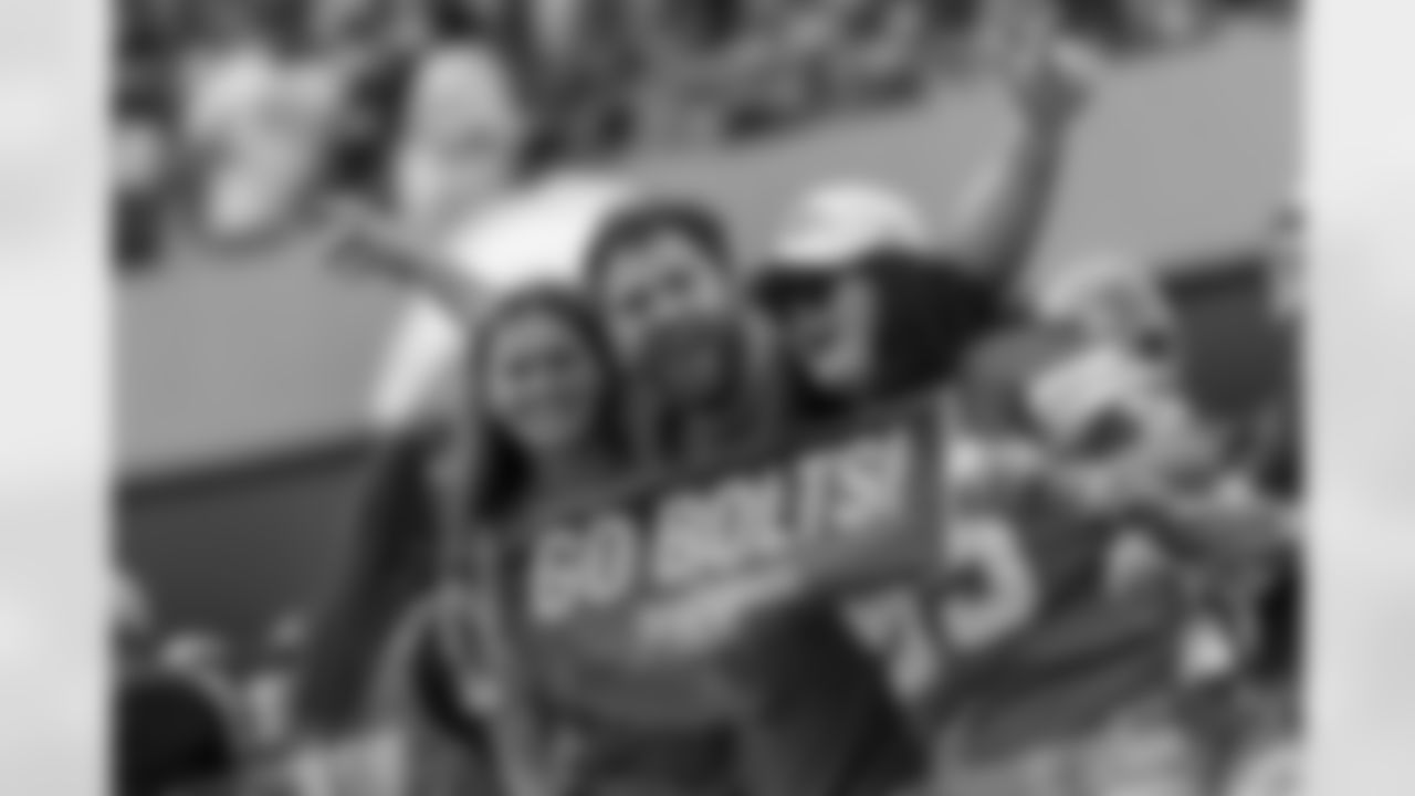 The Los Angeles Chargers play the Detroit Lions on Sunday, November 12, 2023 at SoFi Stadium in Inglewood, CA.
[FINAL SCORE: DET 41 - LAC 38]