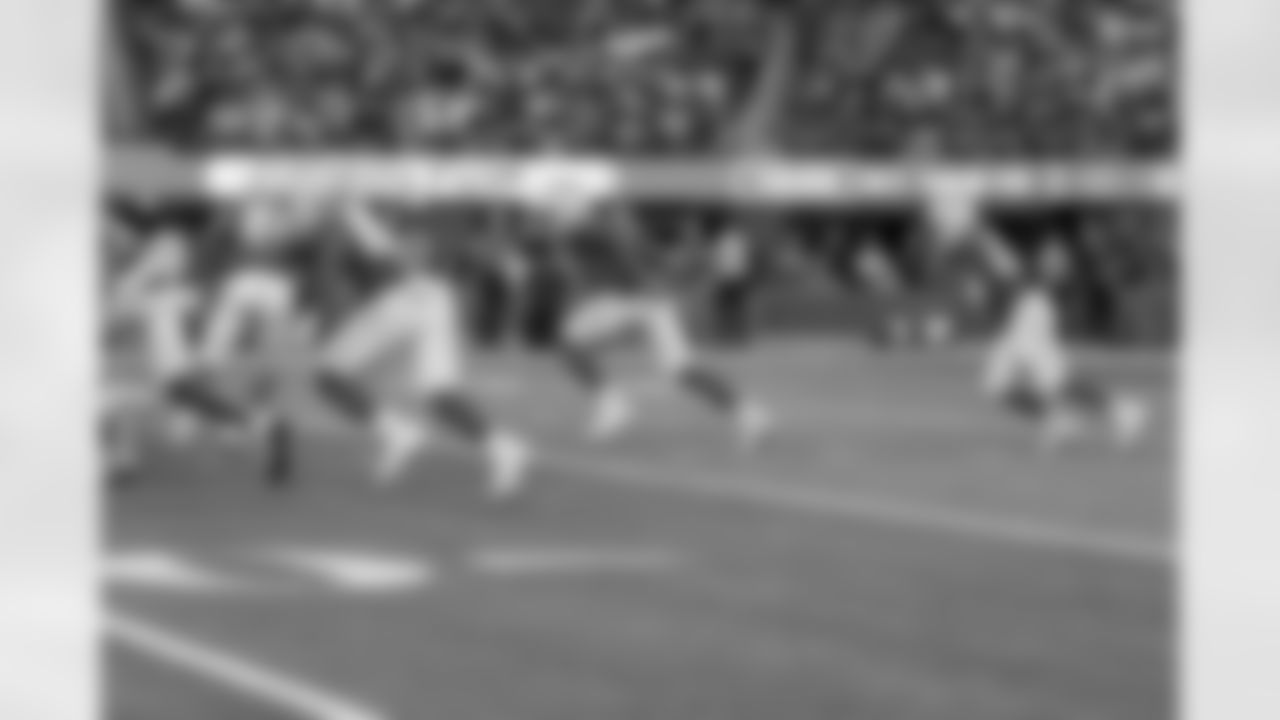 The Los Angeles Chargers play the Chicago Bears on Sunday, October 29, 2023 at SoFi Stadium in Inglewood, CA.
[FINAL SCORE: LAC 30 - CHI 10]