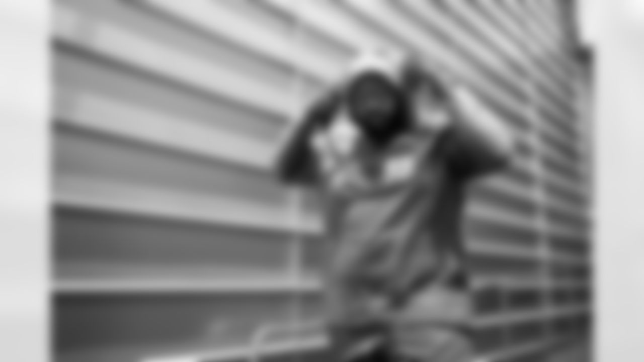 DT Jamaree Caldwell (99)