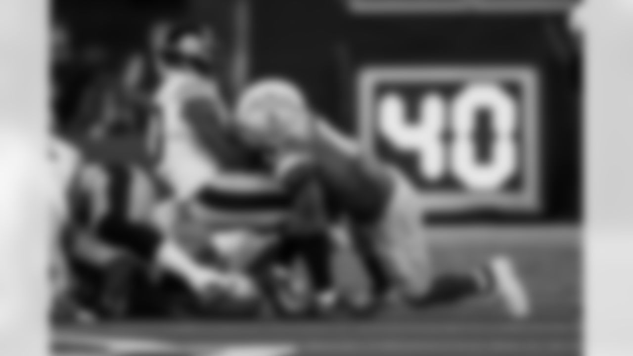 Take a look at the best photos of Chargers 2026 free agent Denzel Perryman