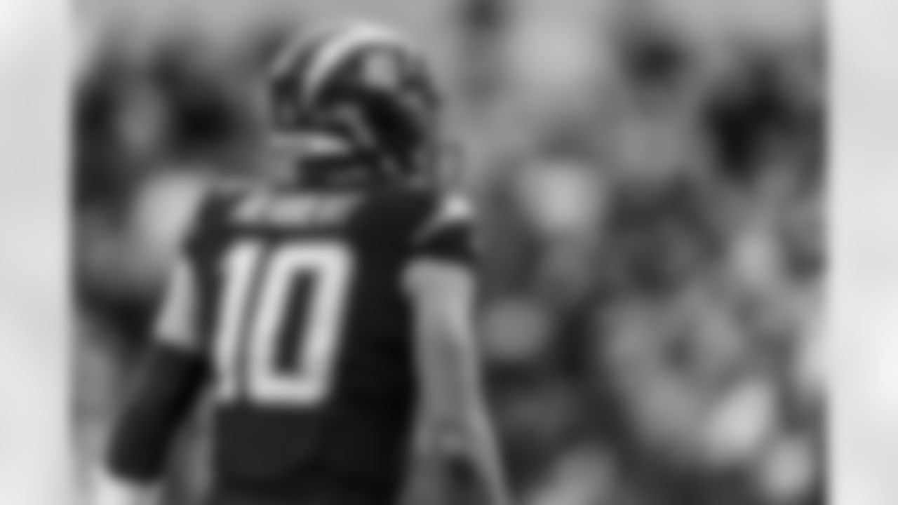 Take a look back at the best photos of Justin Herbert's 2025 campaign.