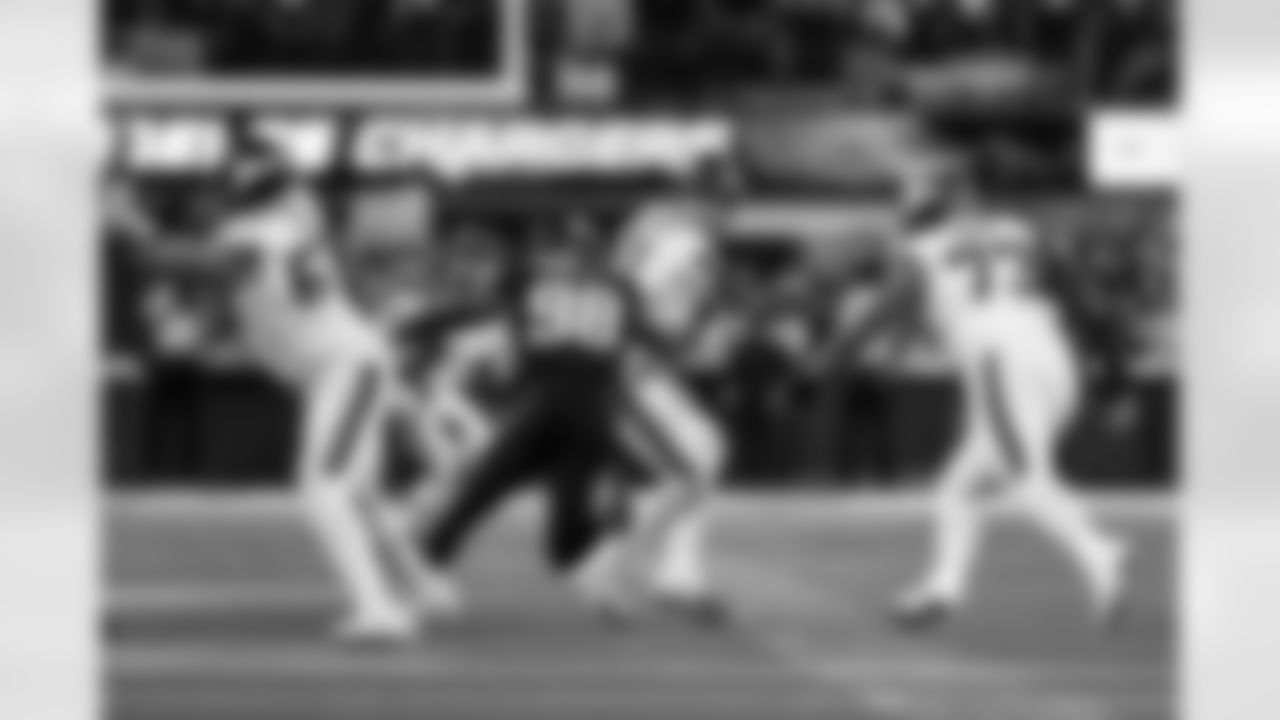 OLB Odafe Oweh (98)