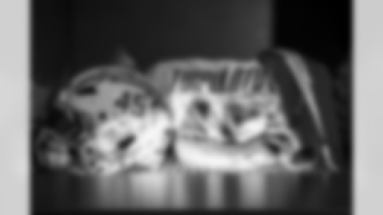 OLB Tuli Tuipulotu (45)