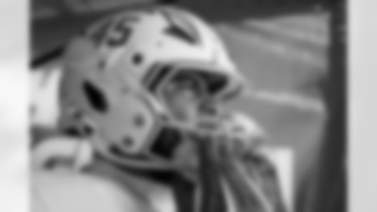 Check out the best shots from the Chargers Week 15 matchup against the Chiefs!