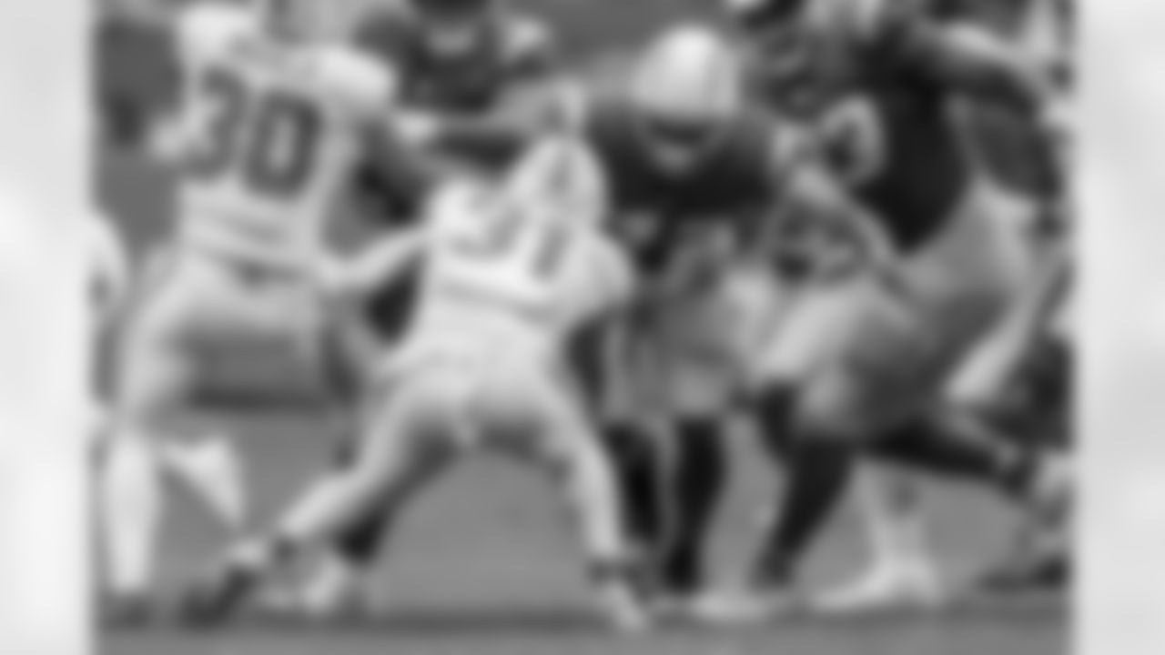 Check out the best shots from the Chargers Week 6 matchup against the Dolphins!