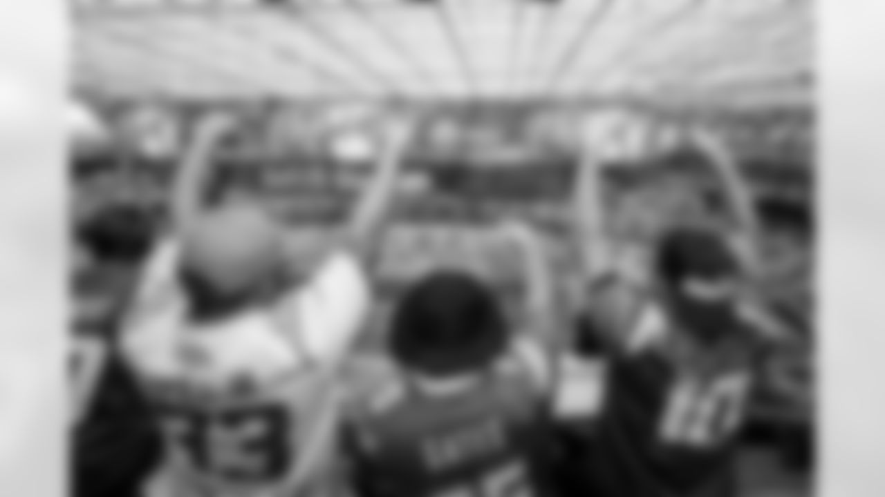 The Los Angeles Chargers play the Kansas City Chiefs on Sunday September 29, 2024 at SoFi Stadium in Inglewood, CA.
[FINAL SCORE: KC 17 - LAC 10]