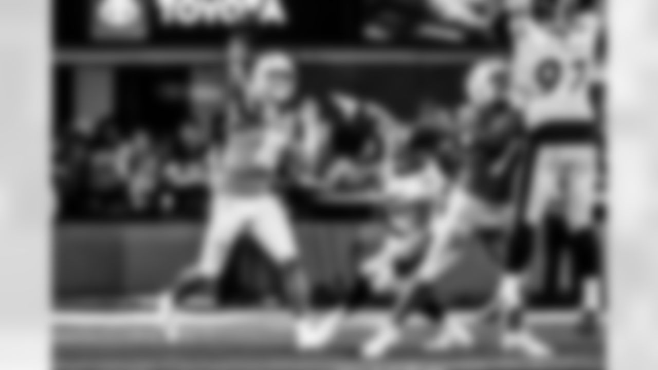 Take a look back at the Chargers Week 10 matchup with the Steelers in monochrome.