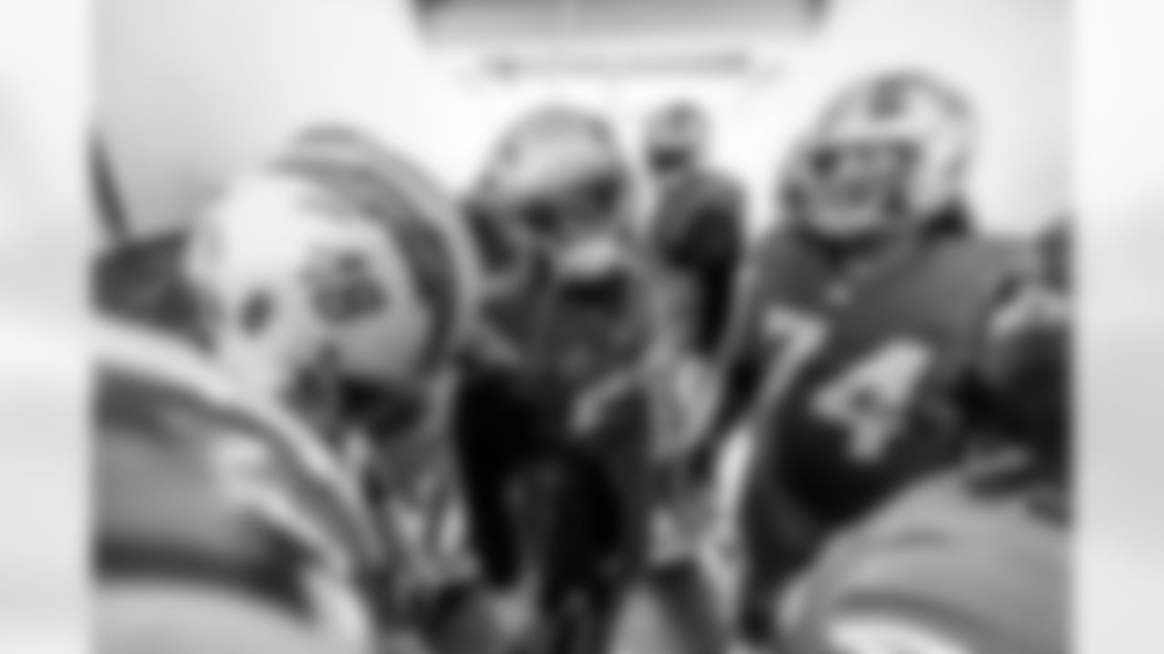 Take a look back at the Chargers Week 10 matchup with the Steelers in monochrome.